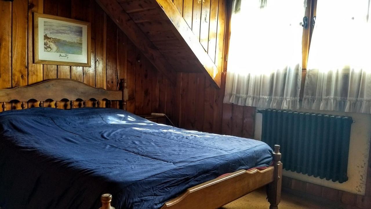 Universal Traveller'S Hostel San Carlos de Bariloche Exterior foto